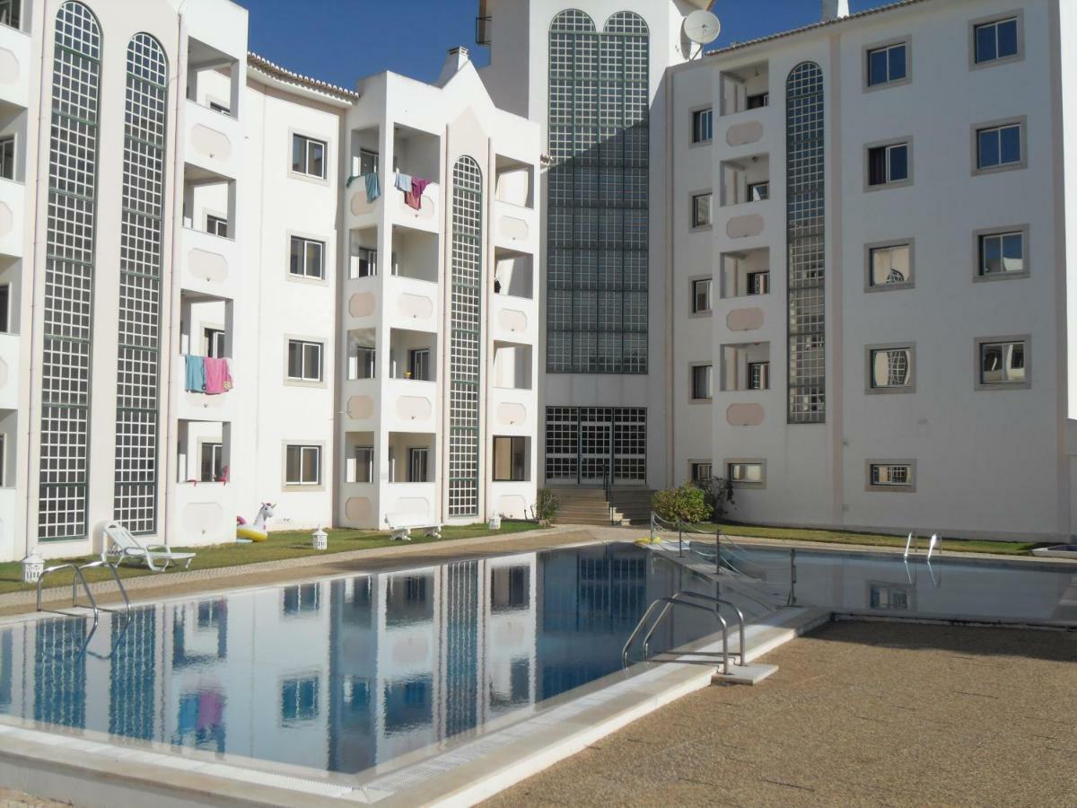 Vau Sea View, T2 Apartment, Close To Beach,Ideal For Families Portimão Kültér fotó