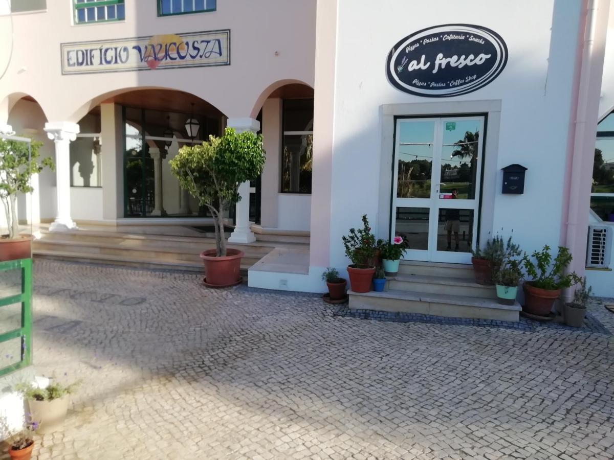 Vau Sea View, T2 Apartment, Close To Beach,Ideal For Families Portimão Kültér fotó